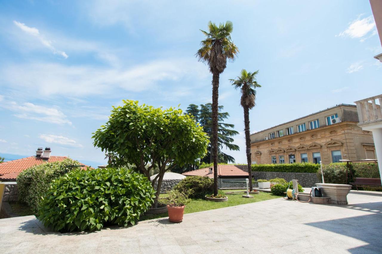 Apartments Sonja Opatija Exterior foto